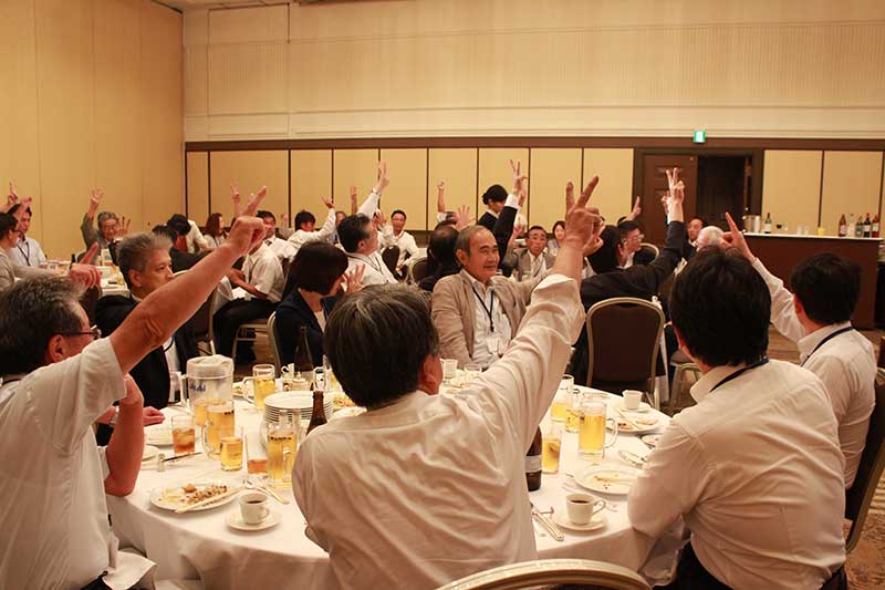 懇親会スナップ
